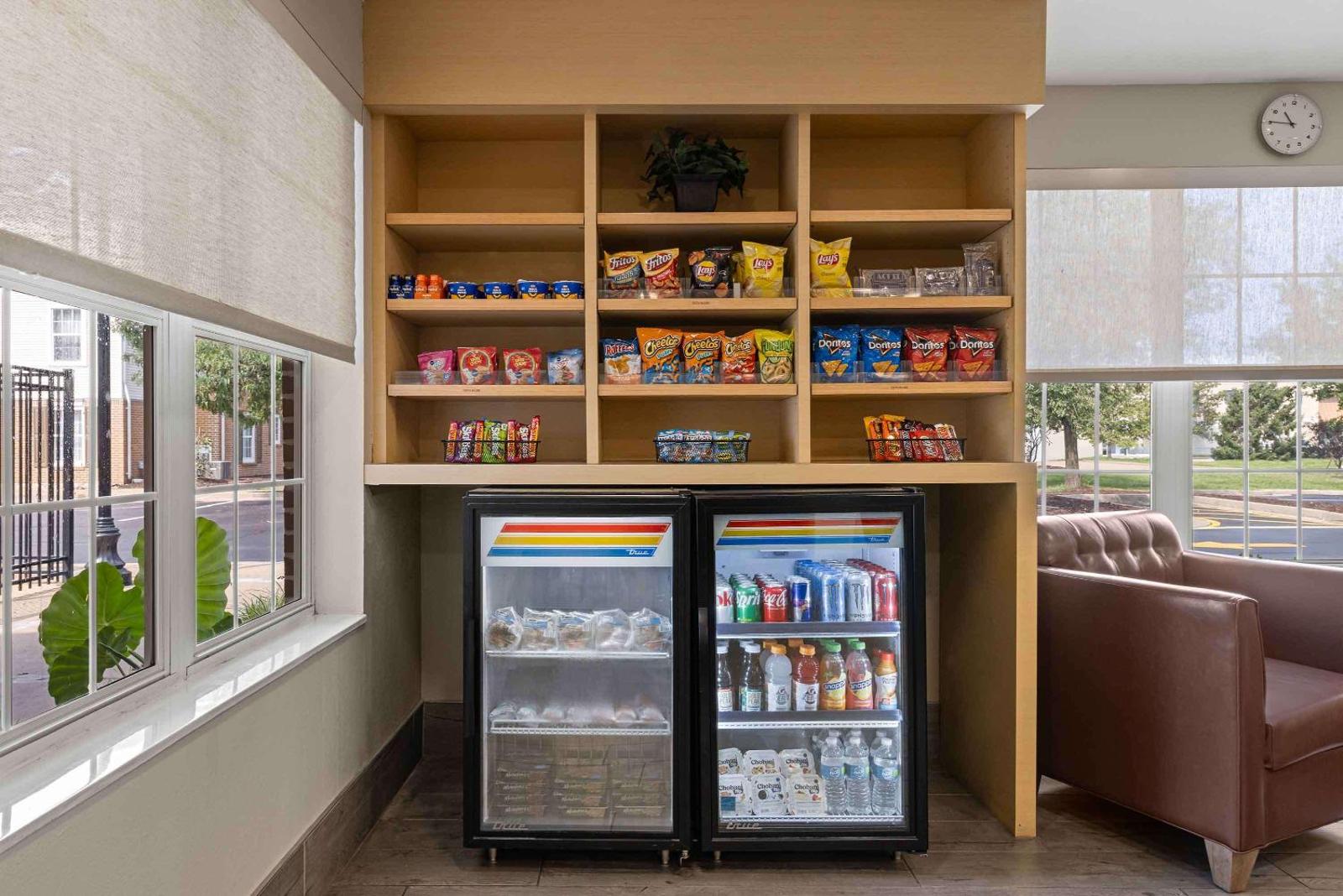 TownePlace Suites Saint Louis Fenton Main image 2
